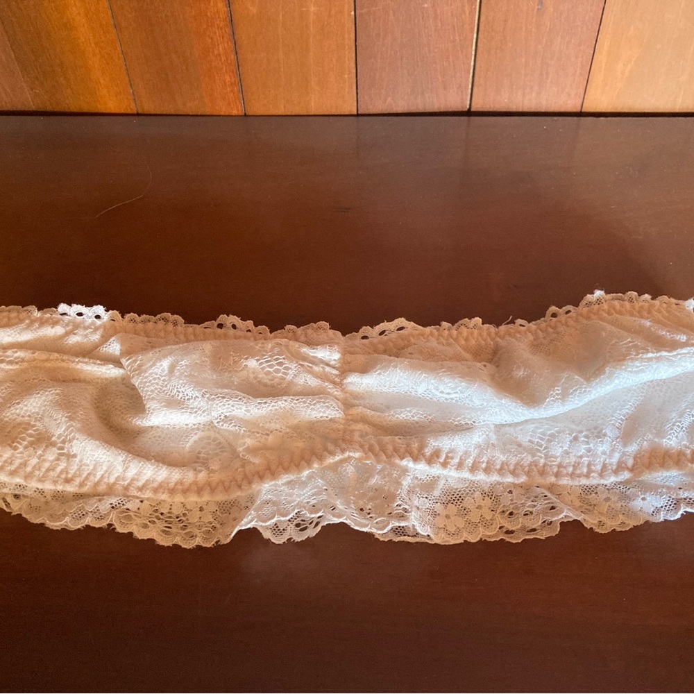 White Lace Bandeau Bra